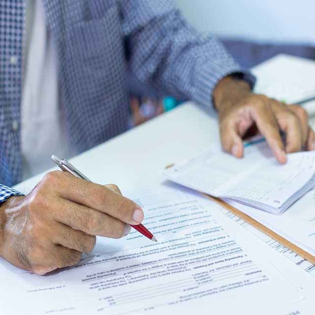 Encuentra tu seguro para pymes y autónomos
