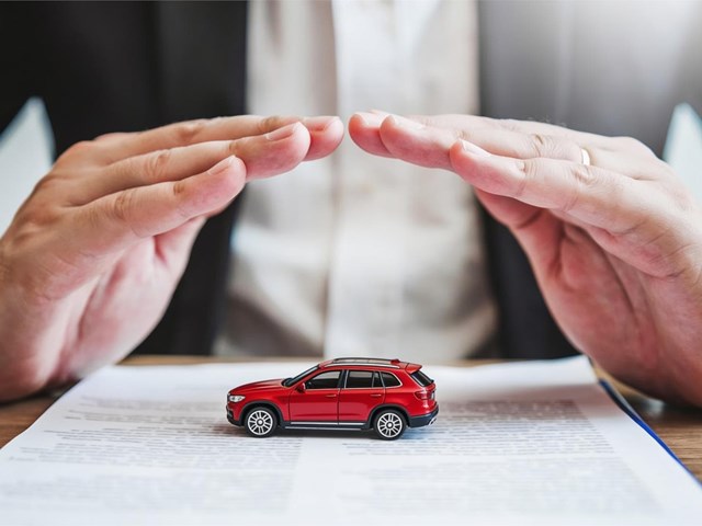 ¿Qué accidentes o problemas cubre el seguro de automóvil?